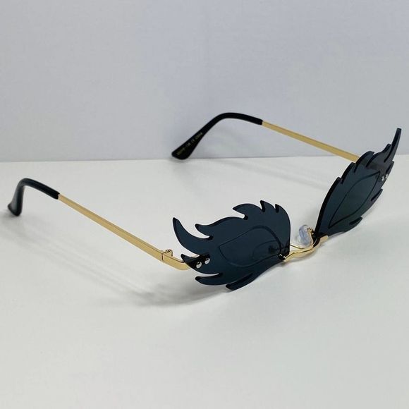 B8-3: BLACK Leaf Sunglasses - Picture 2 of 4